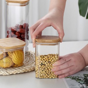 High borisilicate glass Square Storage Jar with bamboo lid